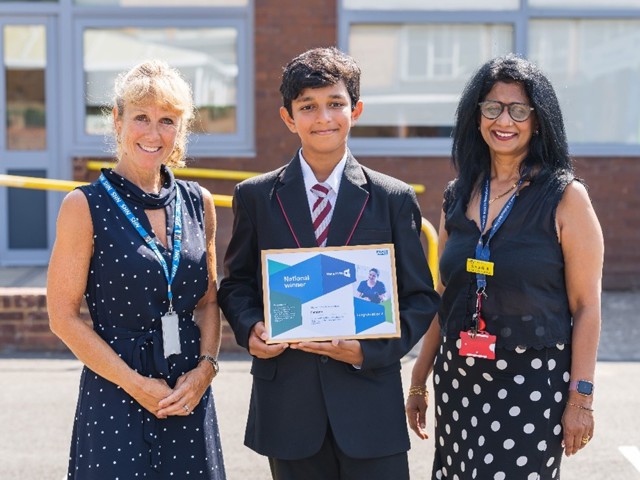 Reading student wins NHS national careers competition